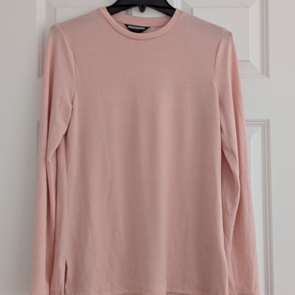 Banana Republic Luxespun Blush Pink Long Sleeve Tee  Top Medium - Picture 3 of 4